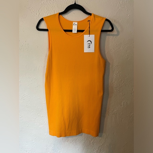 Zyia Women's Orange Ribbed Tank Top - Picture 1 of 4